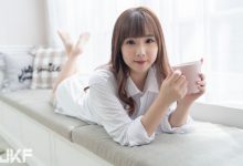 女友感爆棚！清新美乳「小蘋果」男友襯衫+性感女僕讓你周末好療癒！-蜗牛扑克官方-GG扑克